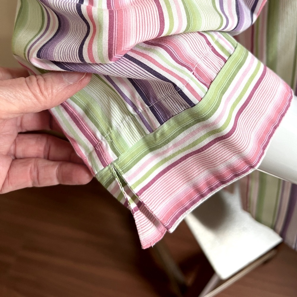 Slimming Vertical Stripe Summer Top  12P - Picture 3 of 9
